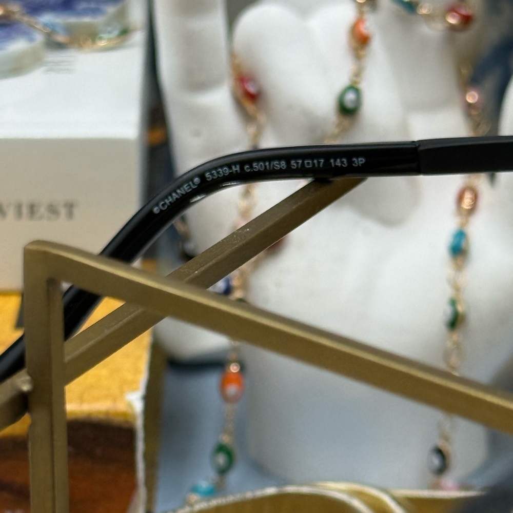 🆕 CHANEL 🧿 NWOT CH5339H Oversized Square Sunglass with Pearl Detail, Black - Picture 10 of 16